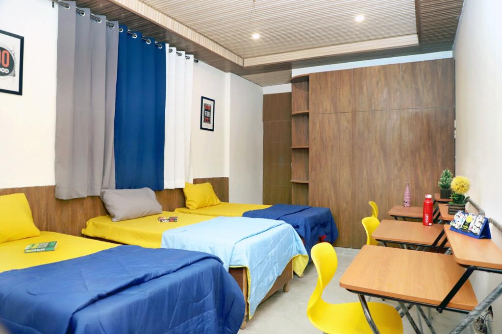 the hive hostel