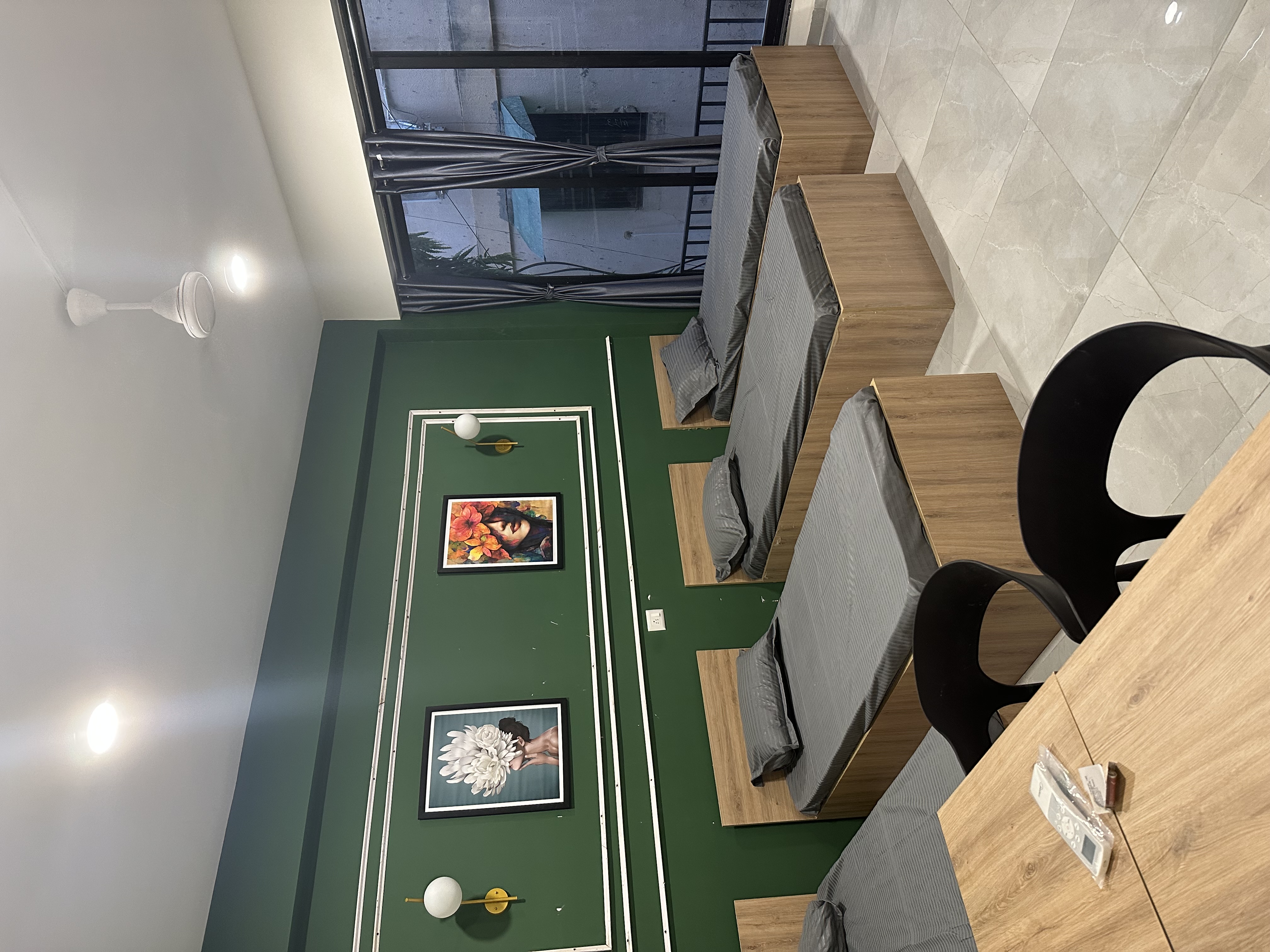 the hive hostel
